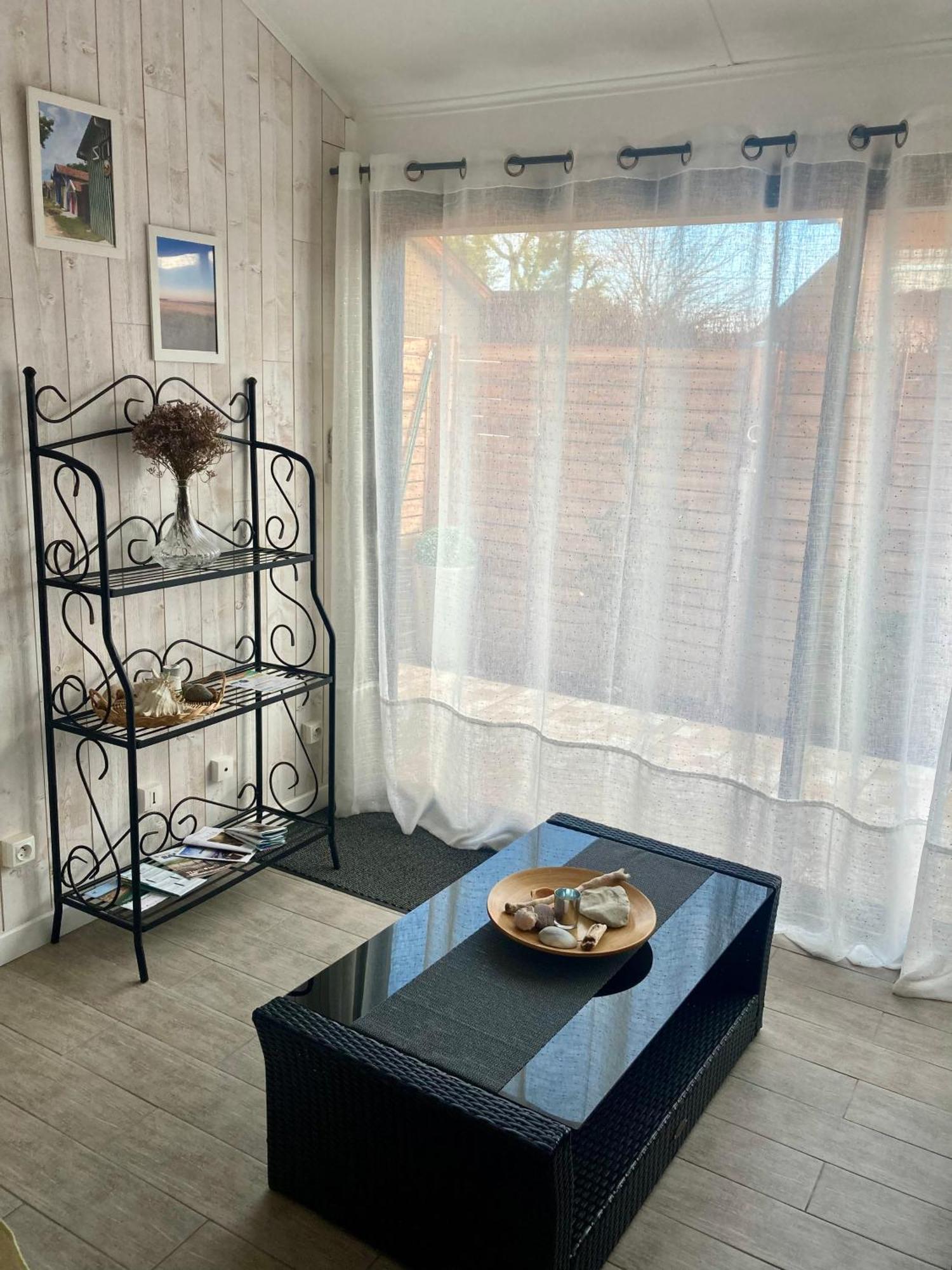 Appartement Duplex Lumineux Idealement Situe Ares Esterno foto
