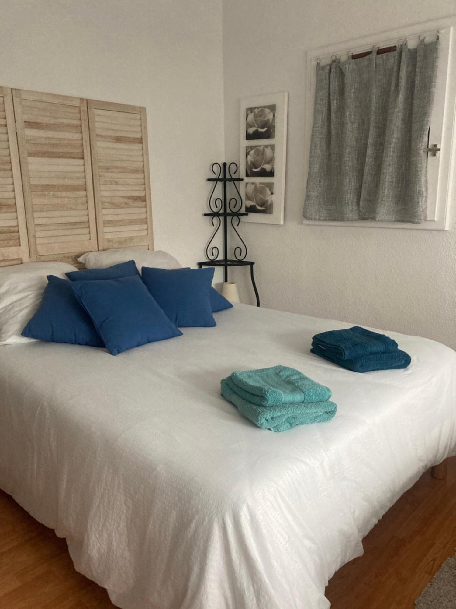 Appartement Duplex Lumineux Idealement Situe Ares Esterno foto
